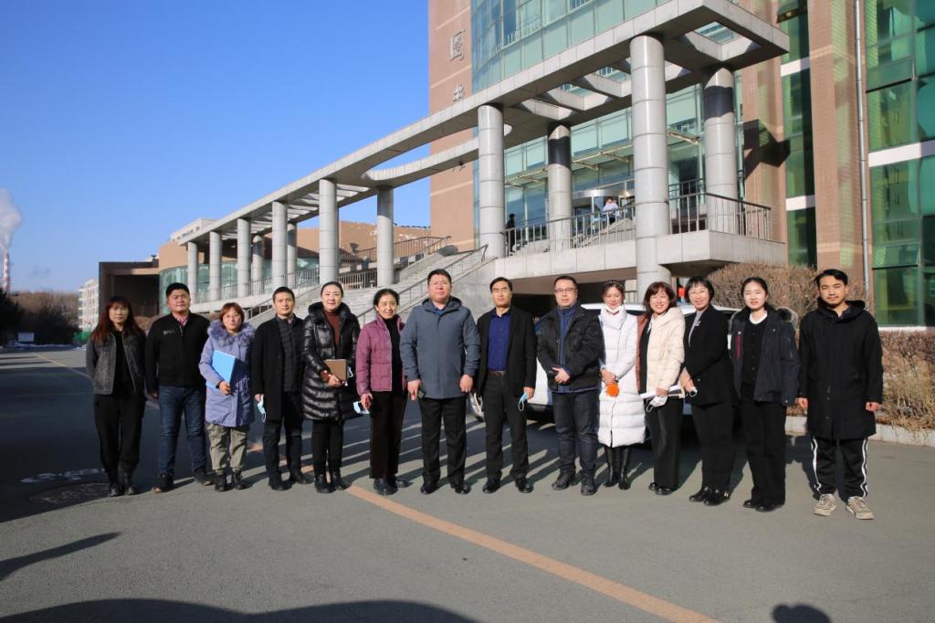 長春經開區工信局領導蒞臨我校指導創業孵化基地工作，共促校企協同發展